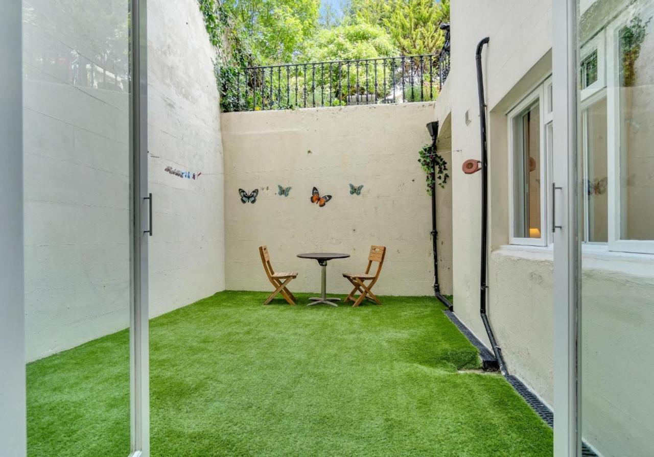 Central Haven By My Getaways Apartment Brighton Bagian luar foto